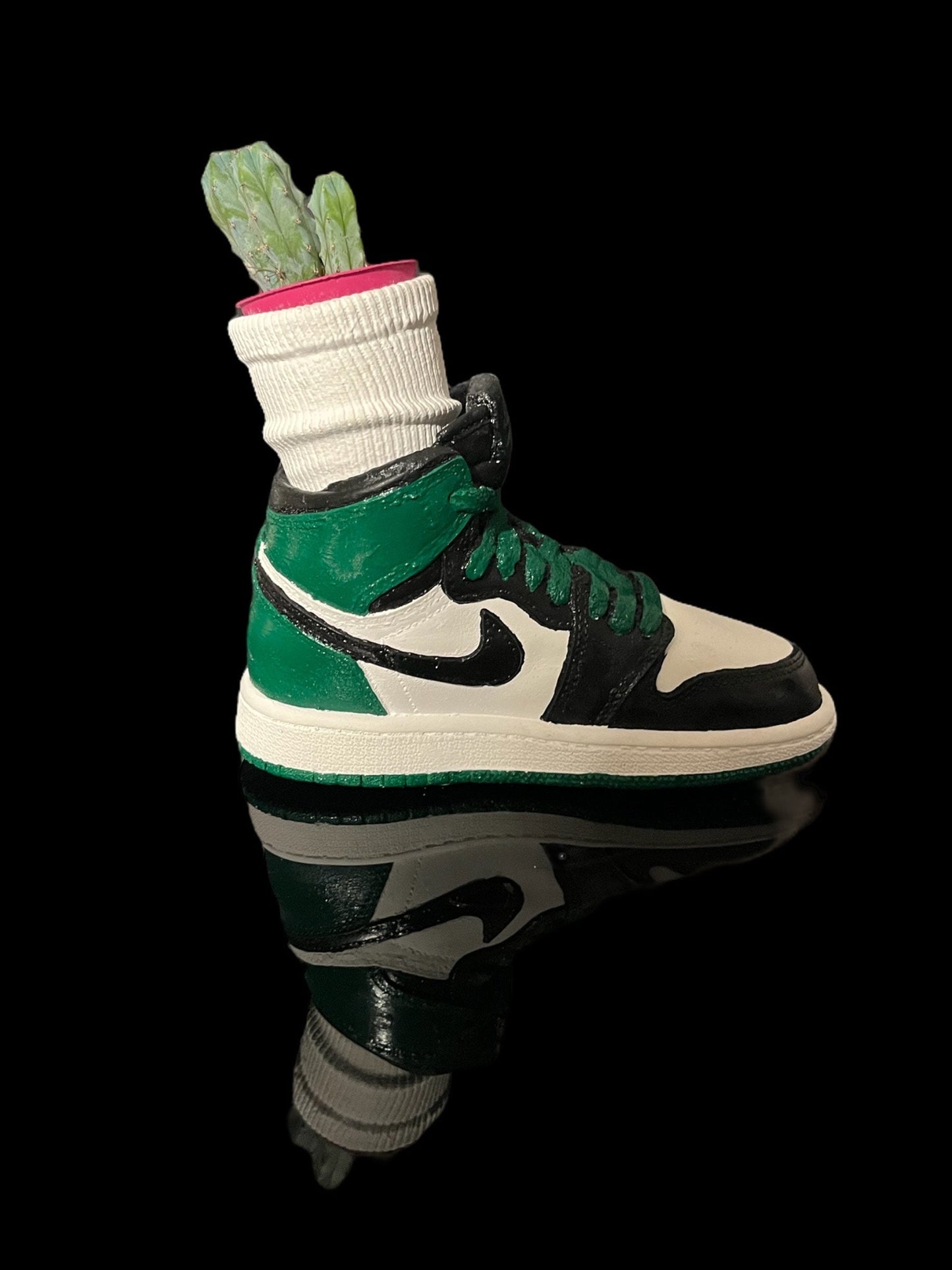 AJ1 planter DMP Boston green sock pot de fleur Low ceramic sneakers Basket 8 in / 20 cm