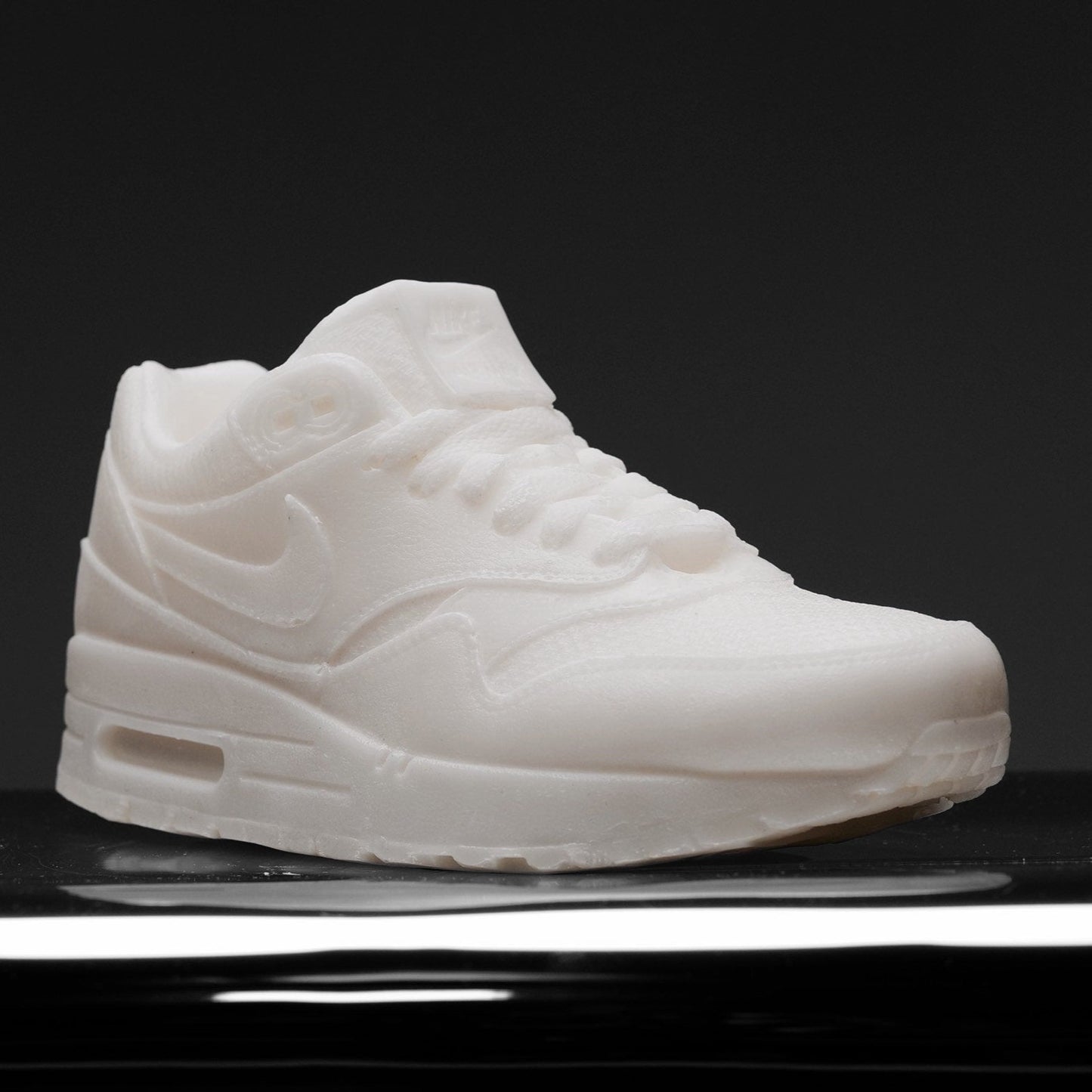 Candle AM1 OG Retro Vegan Sneaker Basket 25 cm 10 In Bougie