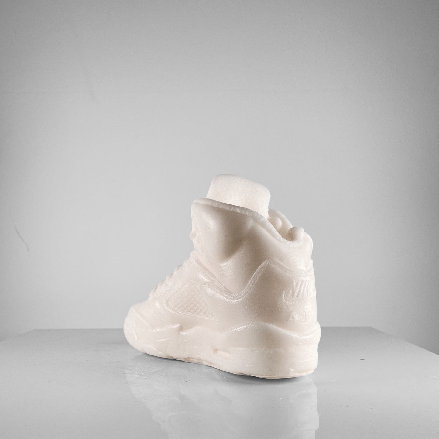 AJ5 OG Retro Vegan Sneaker Basket 25 cm 10 In Bougie