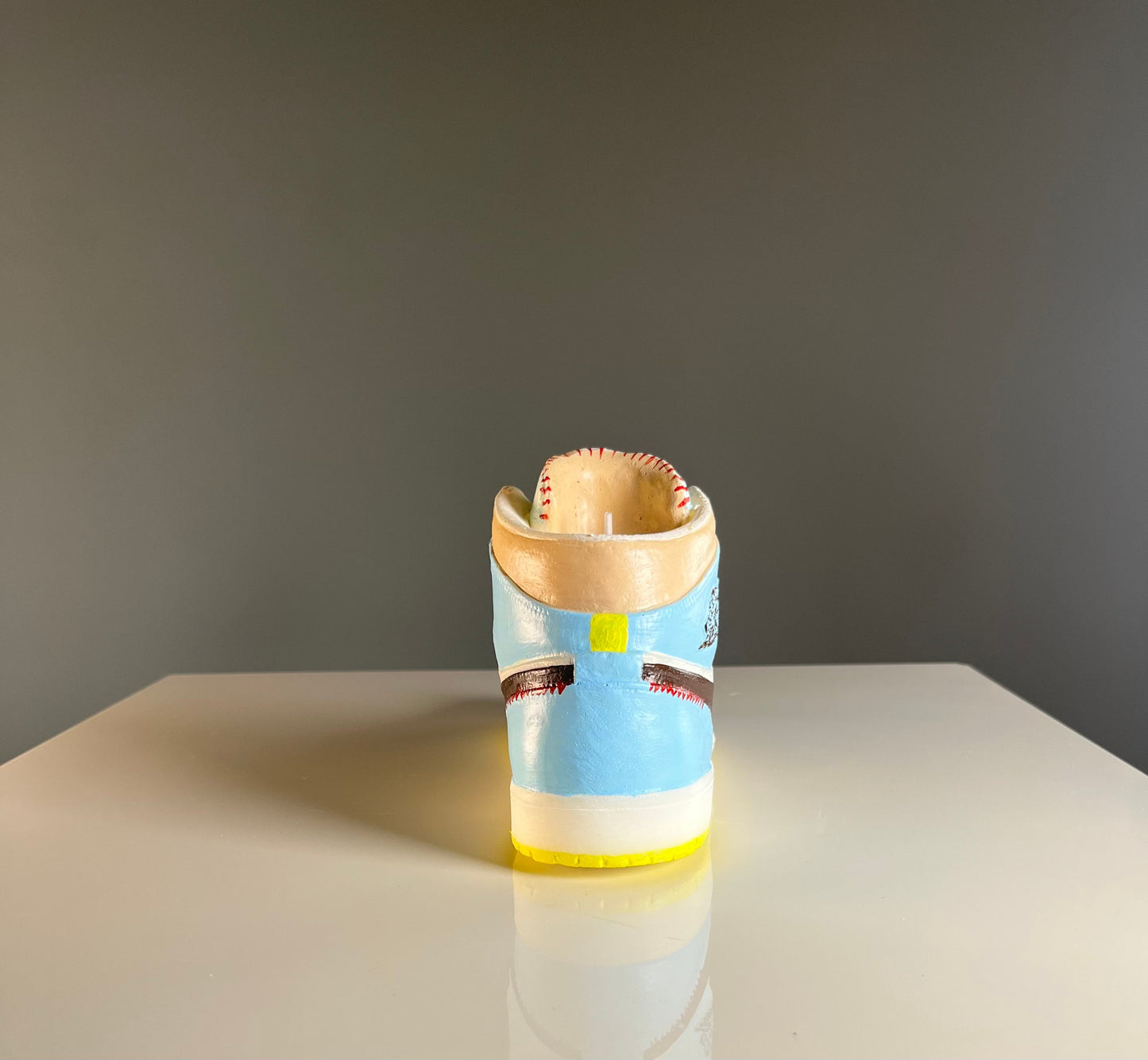 Candle AJ 1 Mid Fearless Maison Château Rouge Retro Vegan Sneaker 25 cm 10 In Bougie custom