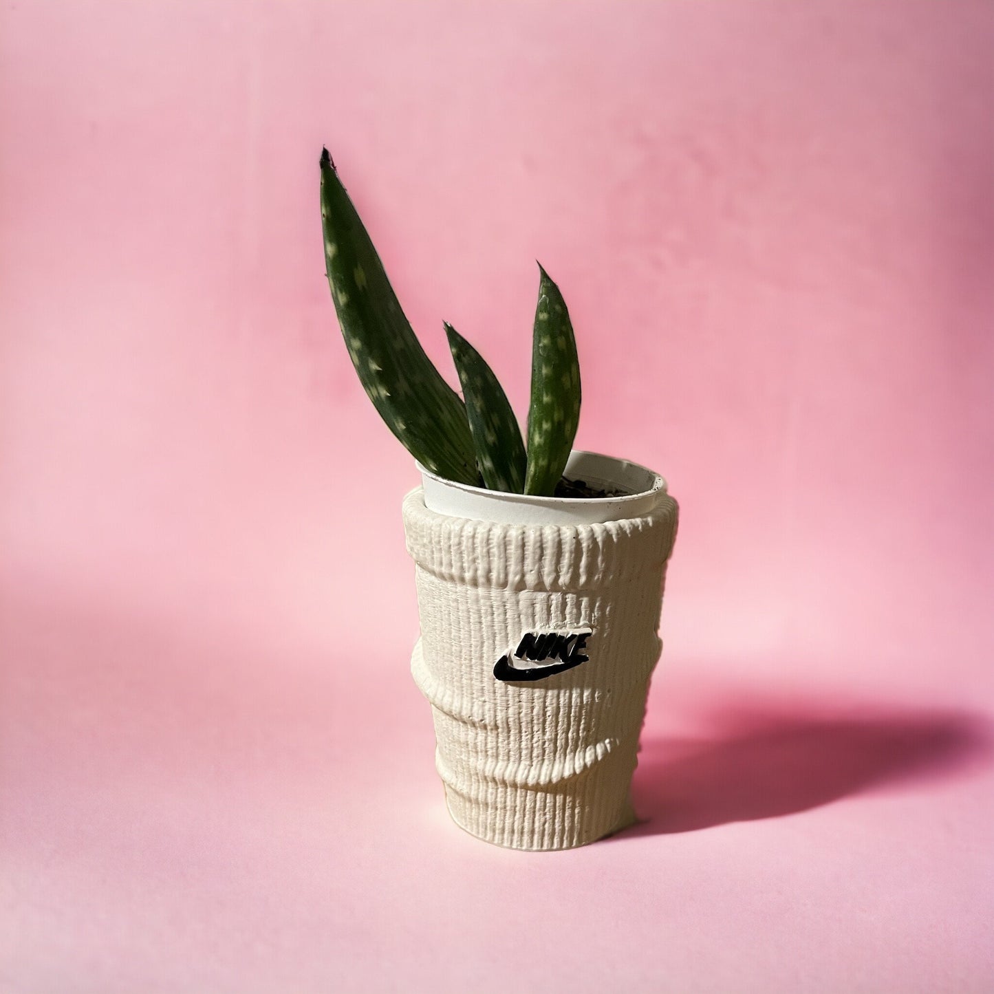 Sock Mini planter black swoosh pot de fleur Low ceramic AF1 sneakers Basket 3.5 in / 9 cm