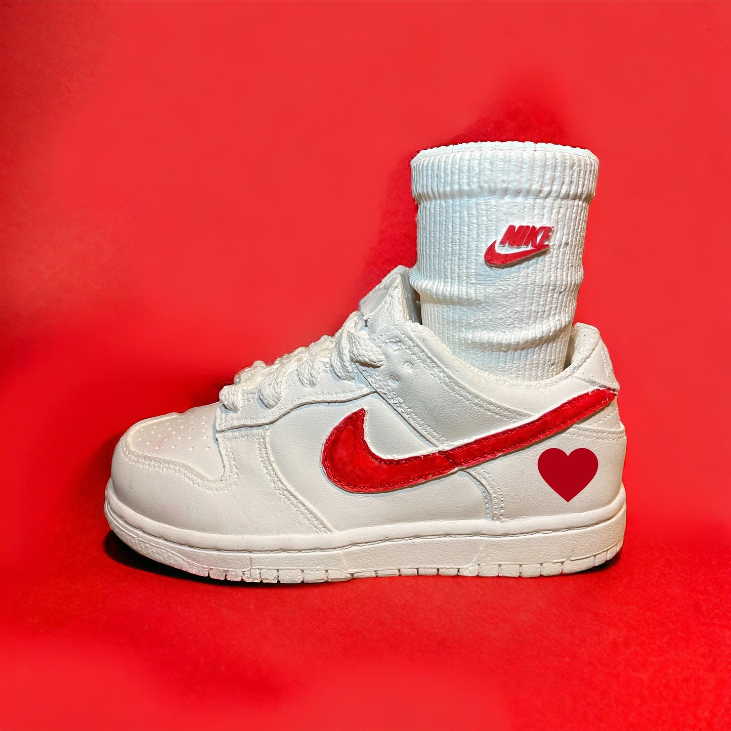 Dunk Low Sock planter pot de fleurs ceramic Sneakers valentine's day 8 in / 20 cm