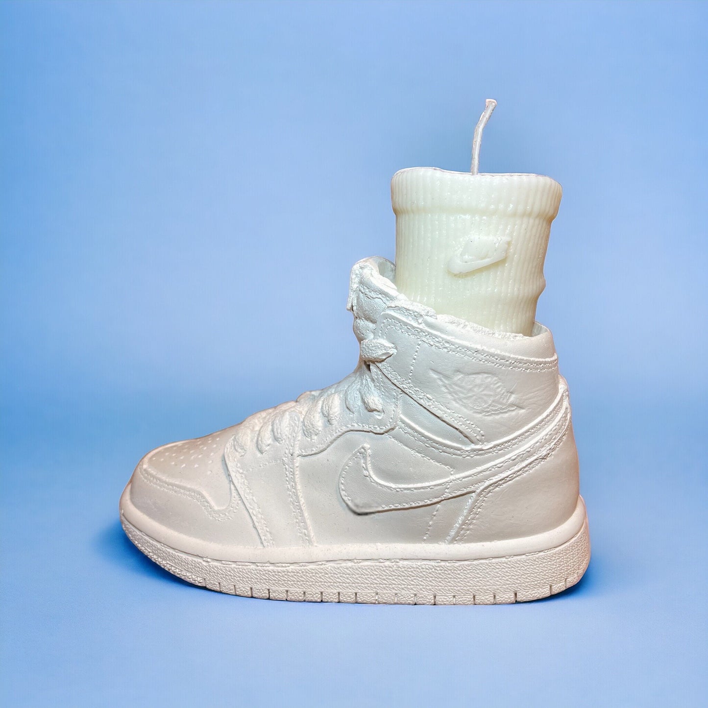 AJ1 planter + candle sock pot de fleur Low ceramic Valentine’s day sneakers Basket 8 in / 20 cm