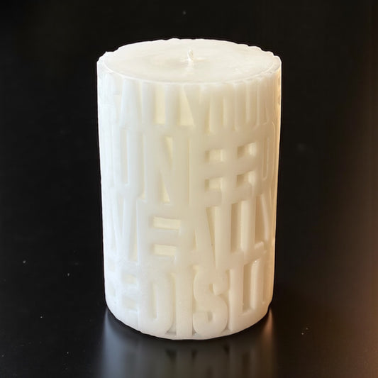 Bougie Pilier ALL YOU NEED IS LOVE