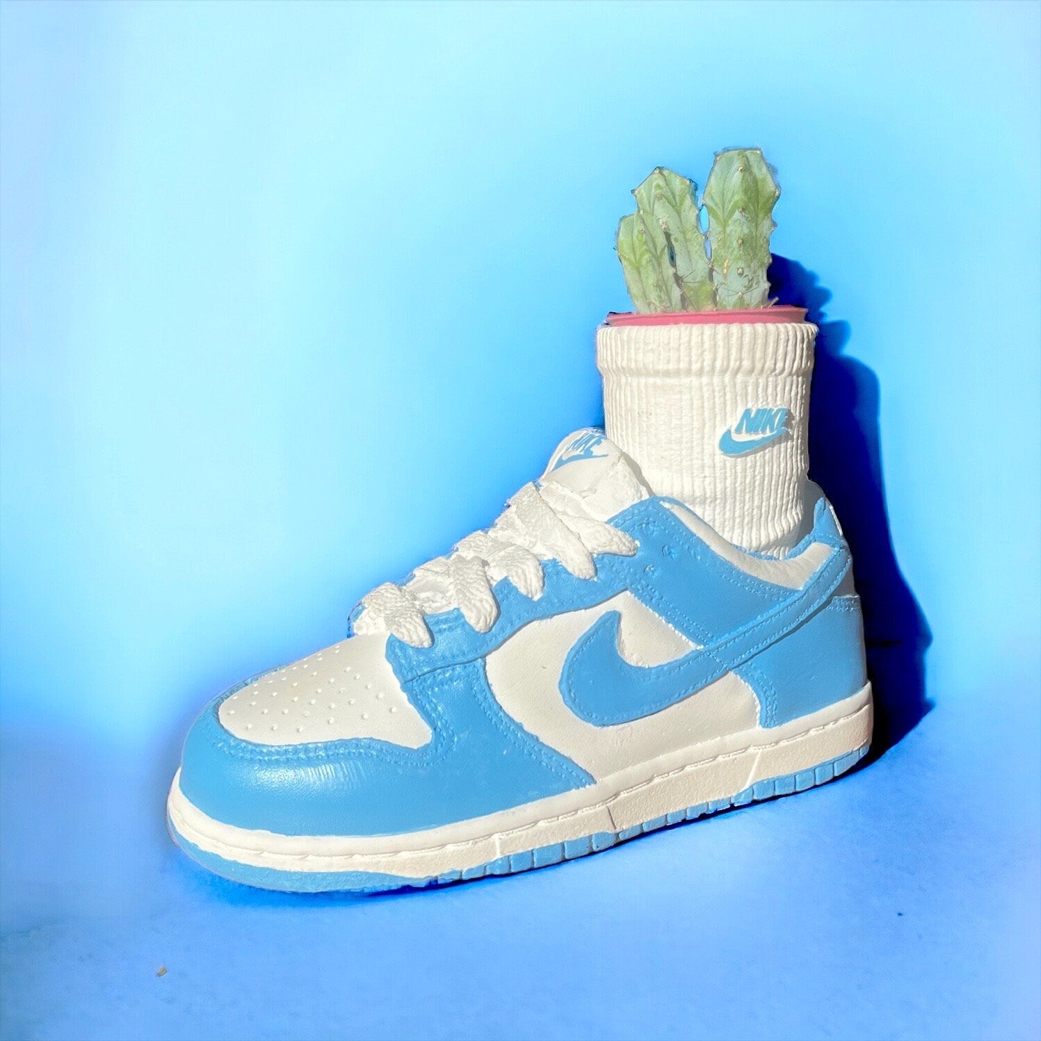 Dunk Low Carolina Sock planter pot de fleurs ceramic Sneakers 8 in / 20 cm