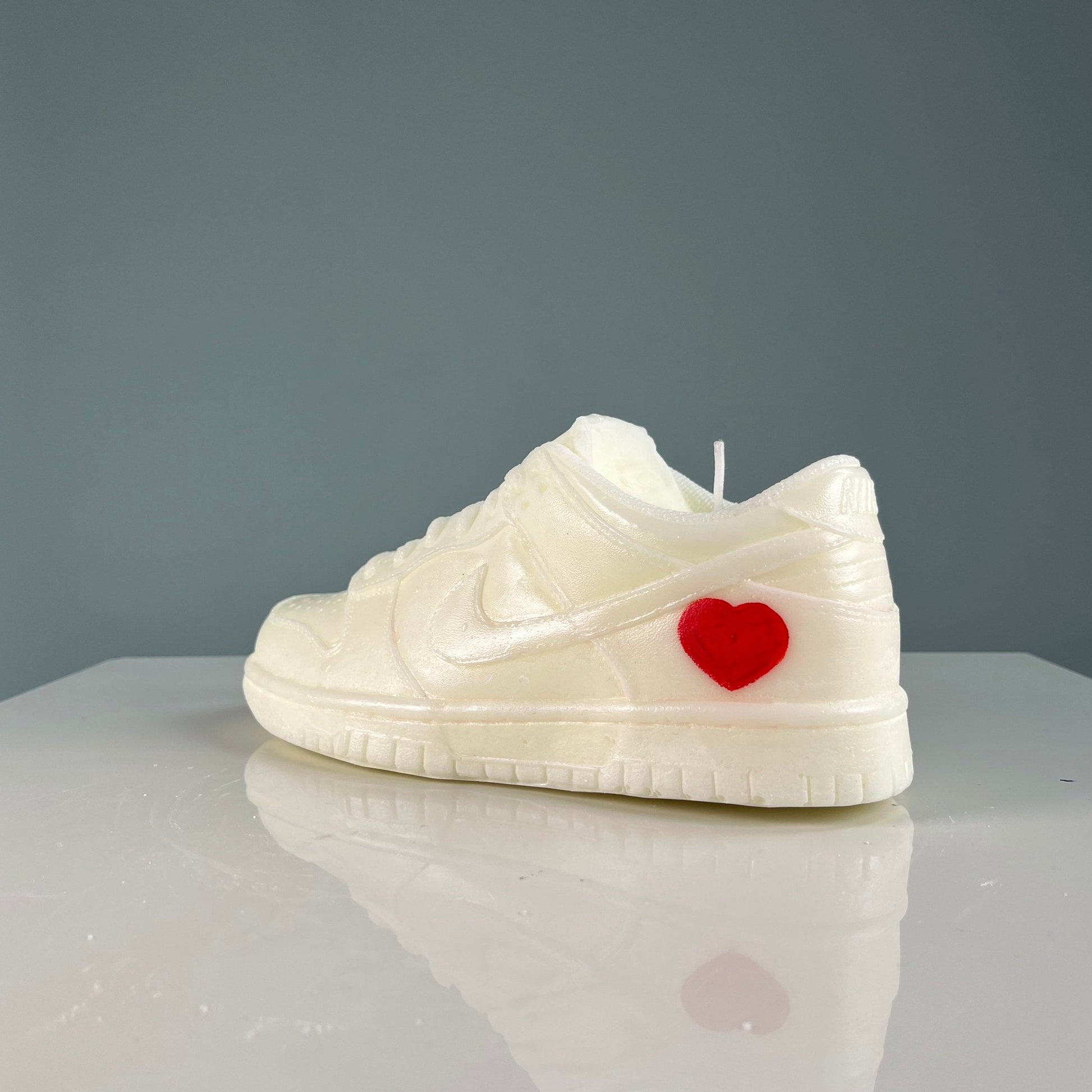 Candle Dunk Low valentine’s day OG Retro Vegan Sneaker Basket 25 cm 10 In Bougie