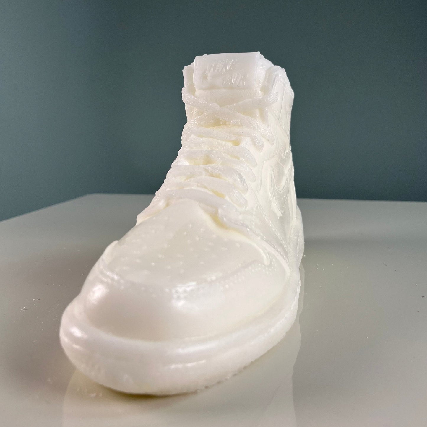 AJ1 OG Hi High Low Triple valentine’s day White Baby Candle Vegan Sneaker Bougie Basket 7,5 in