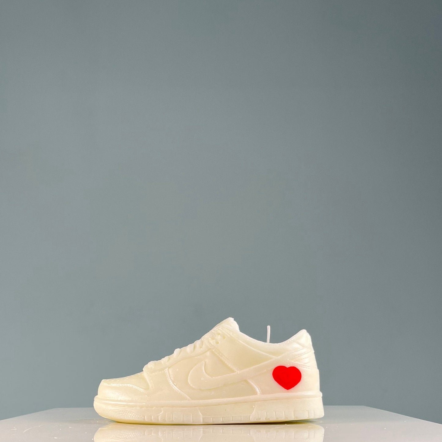 Candle Dunk Low valentine’s day OG Retro Vegan Sneaker Basket 25 cm 10 In Bougie