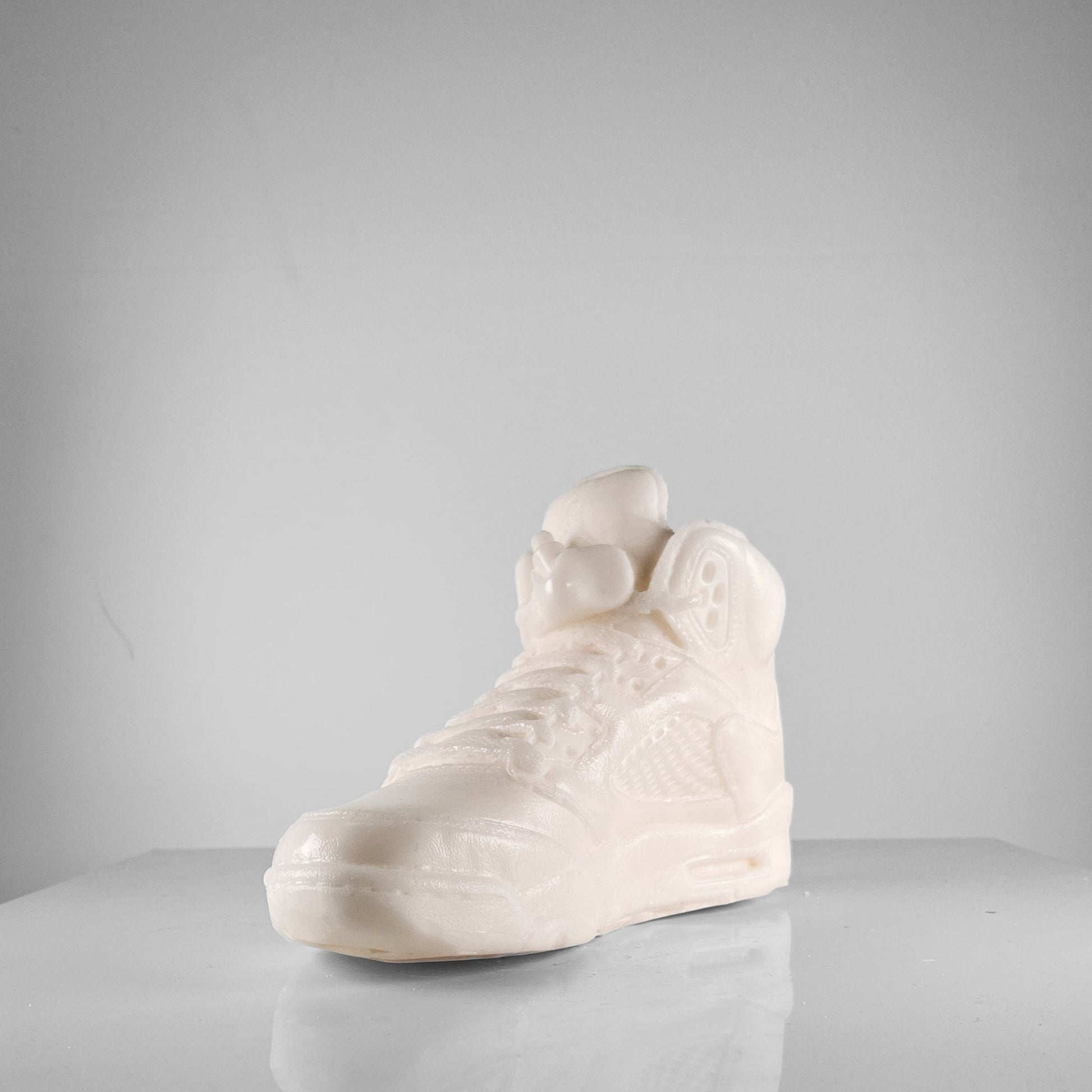 AJ5 OG Retro Vegan Sneaker Basket 25 cm 10 In Bougie