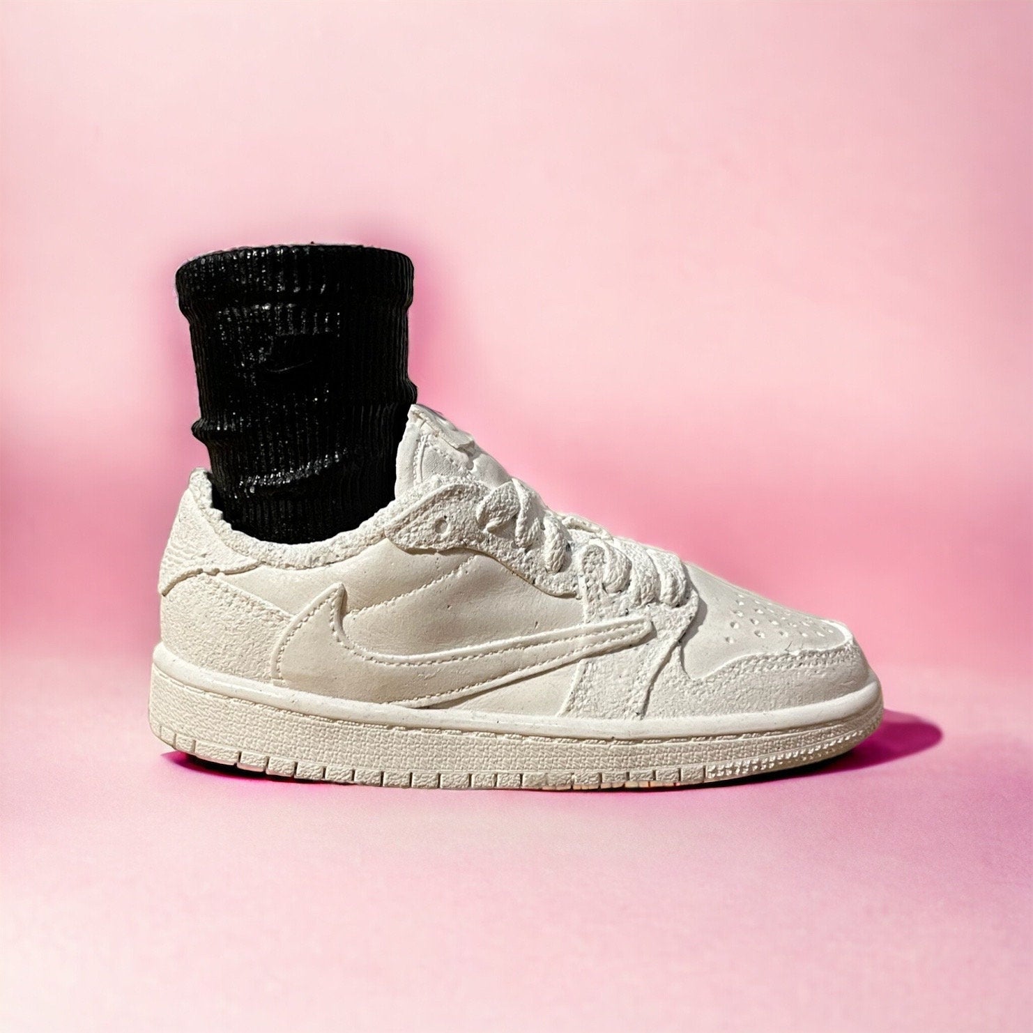 AJ1 Travis Scott Sock planter pot de fleur Low ceramic AF1 sneakers Basket 8 in / 20 cm