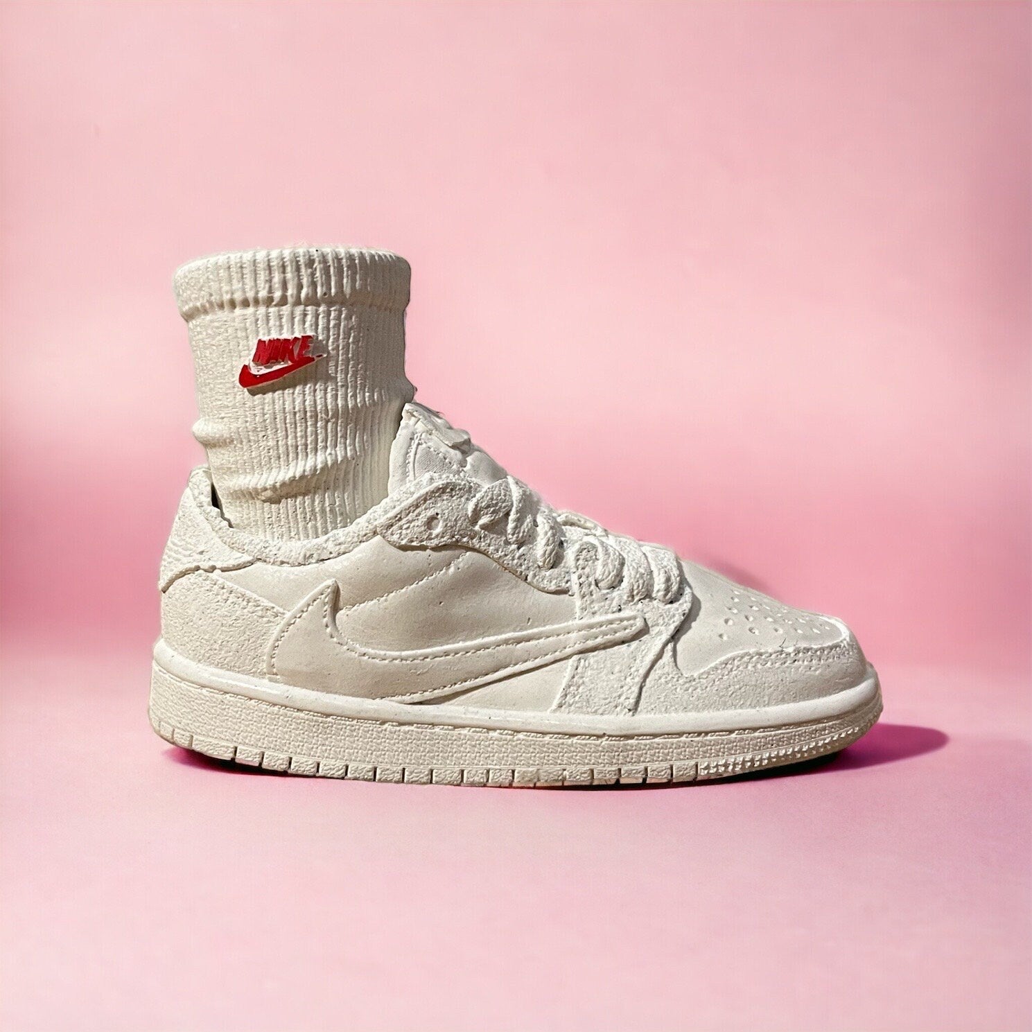 AJ1 Travis Scott Sock planter pot de fleur Low ceramic AF1 sneakers Basket 8 in / 20 cm